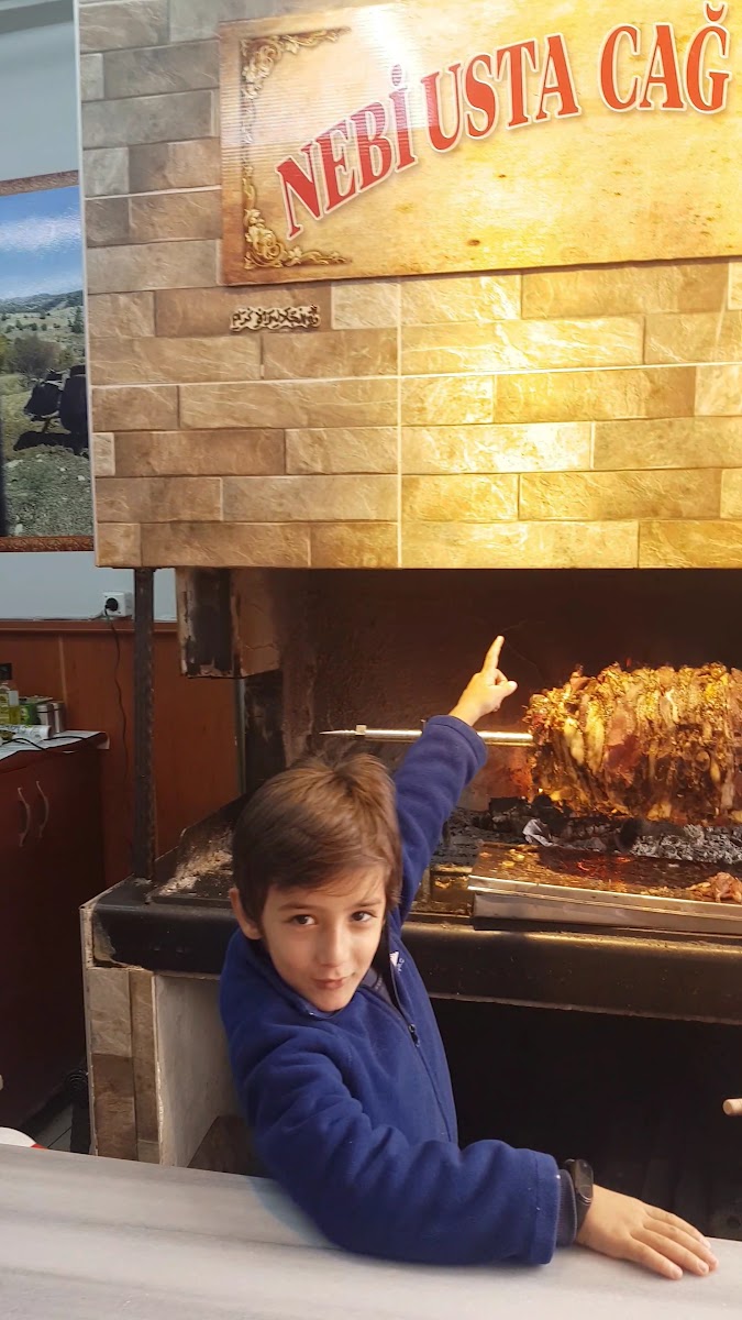 NEBİ USTA TORTUM CAĞ KEBAP — fotoğraf 9