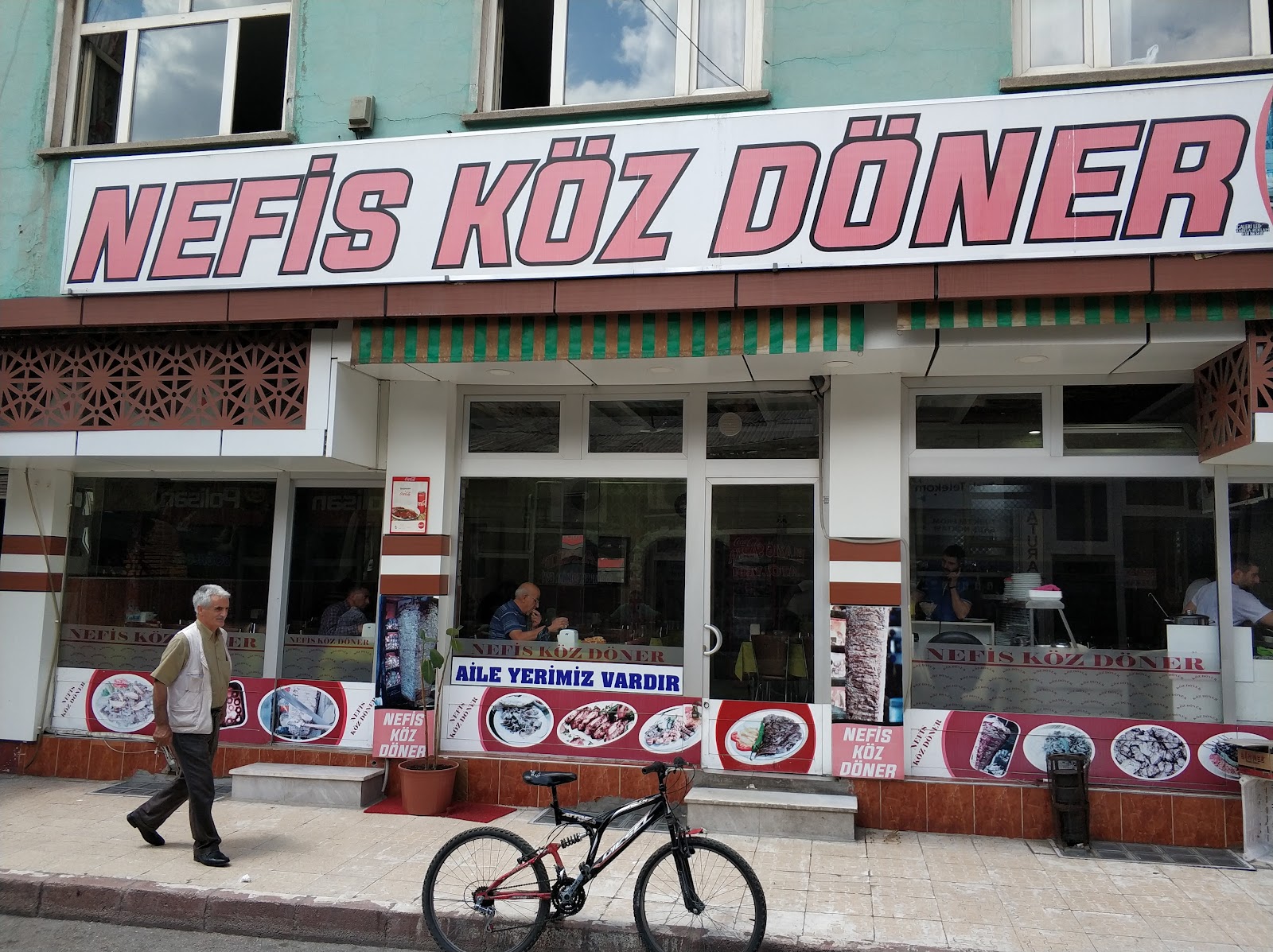 Nefiz Köz Döner — fotoğraf