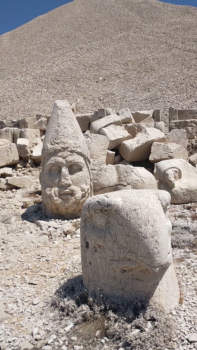 Nemrut Dağı Ziyaretçi Karşılama Merkezi — fotoğraf 3
