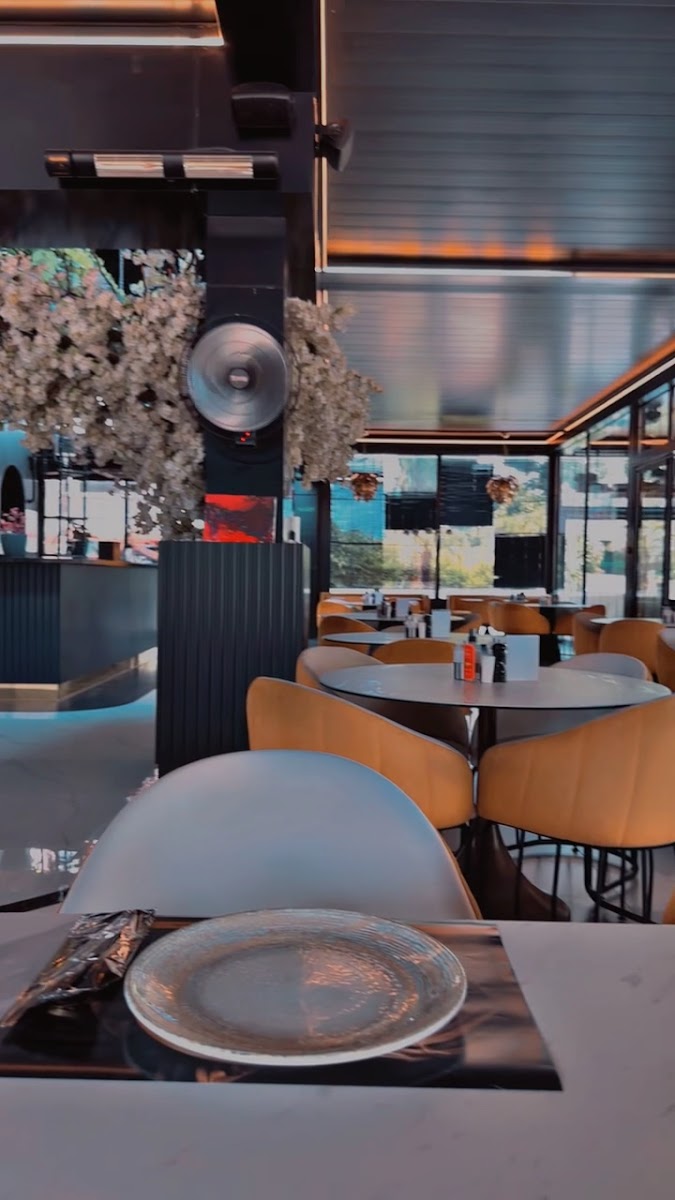 Ness Lounge Cafe - Restaurant — fotoğraf 3