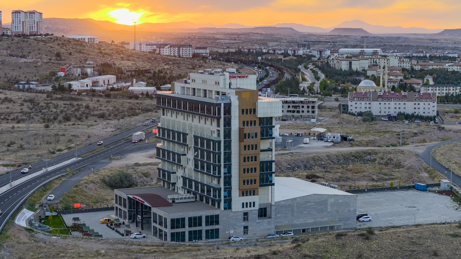 Nevşehir Öğretmenevi ve A.S.O. Müdürlüğü — fotoğraf
