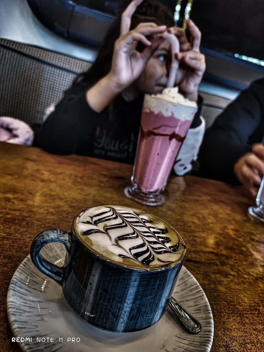 New York Cafe — photo 4