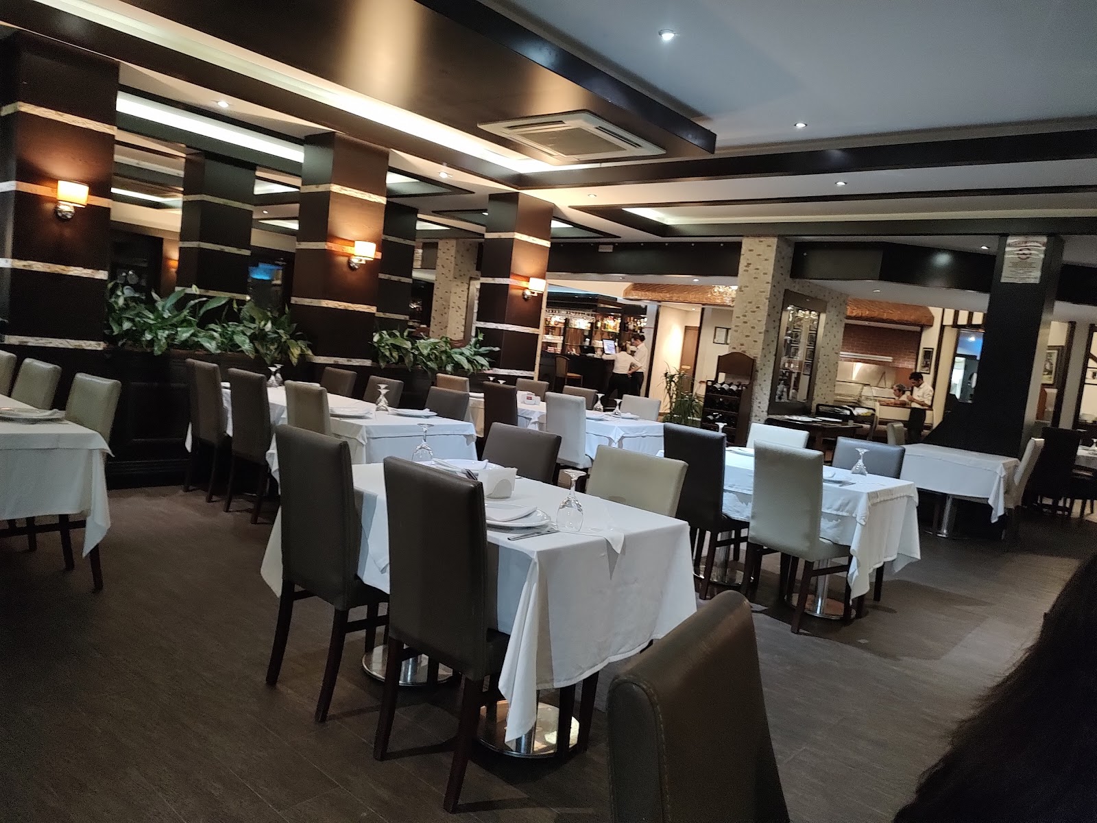 Niazi's Gazimağusa A'la Carte Restaurant & Cafe — photo 7