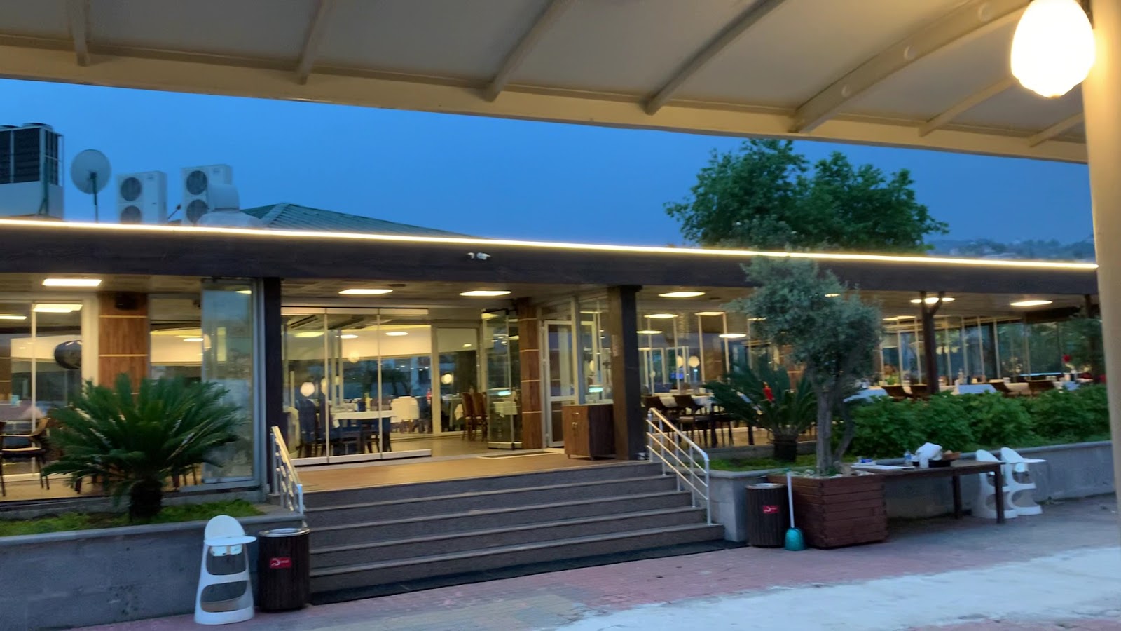 Nihat Usta Akçaabat Köfte — fotoğraf 3