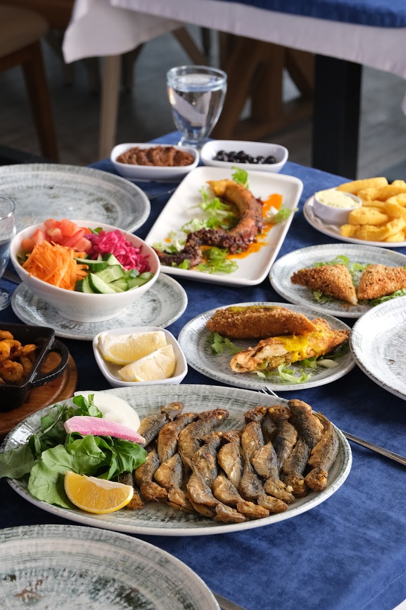 Nilüfer Burhan Balıkçılık — fotoğraf 5