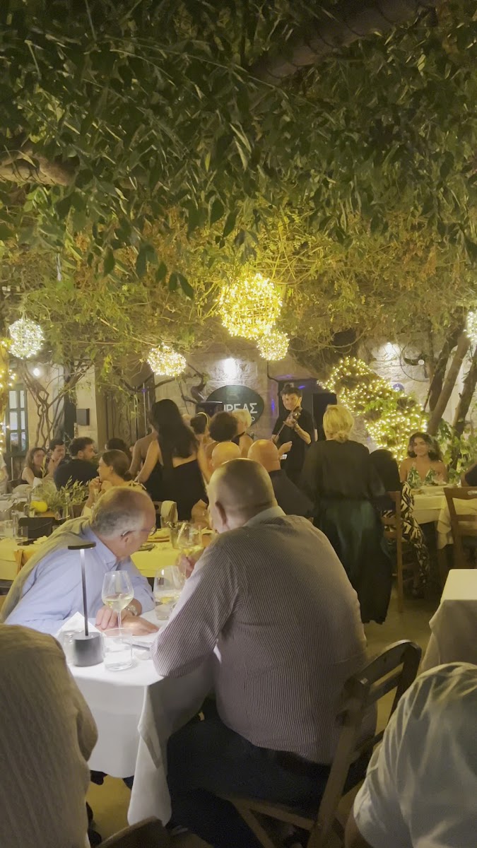 Nireas Restaurant — fotoğraf 3