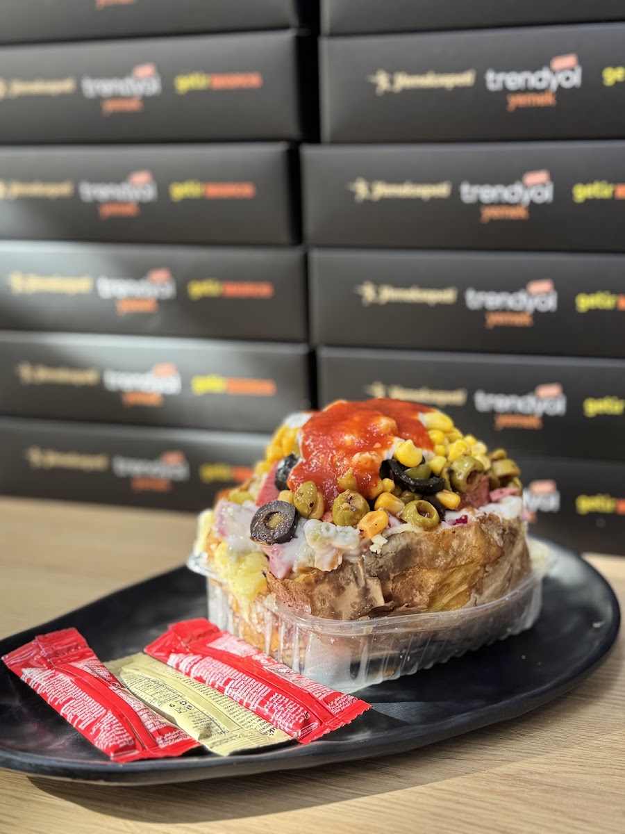 Nişantaşı waffle kumpir — fotoğraf 2