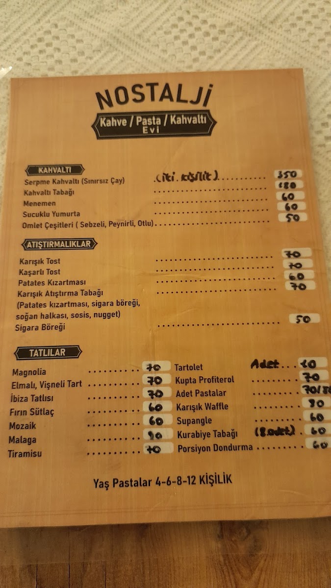 Nostalji Kahve Pasta Evi — fotoğraf 4
