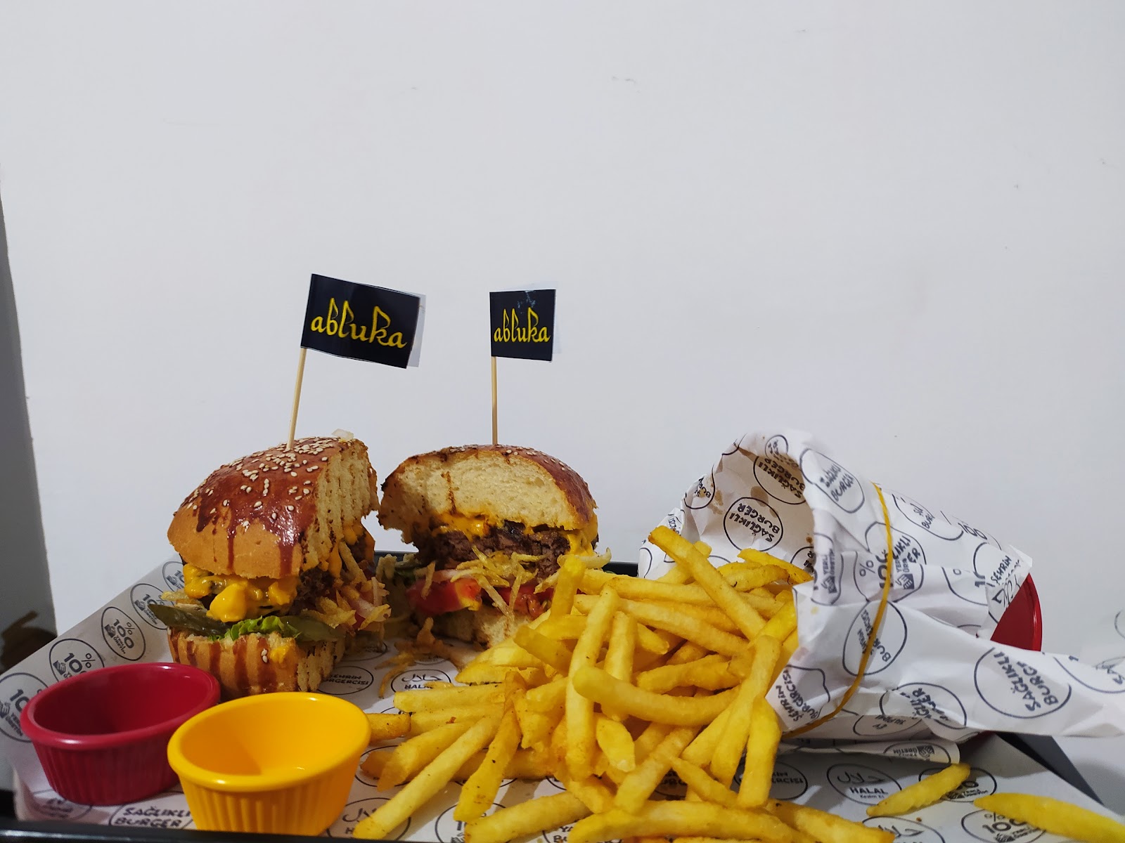 Abluka Burger&Pizza — fotoğraf 4