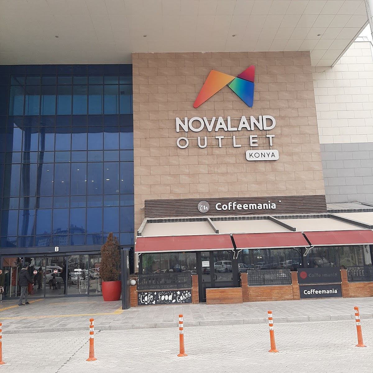 NOVALAND OUTLET KONYA MMM — fotoğraf 5