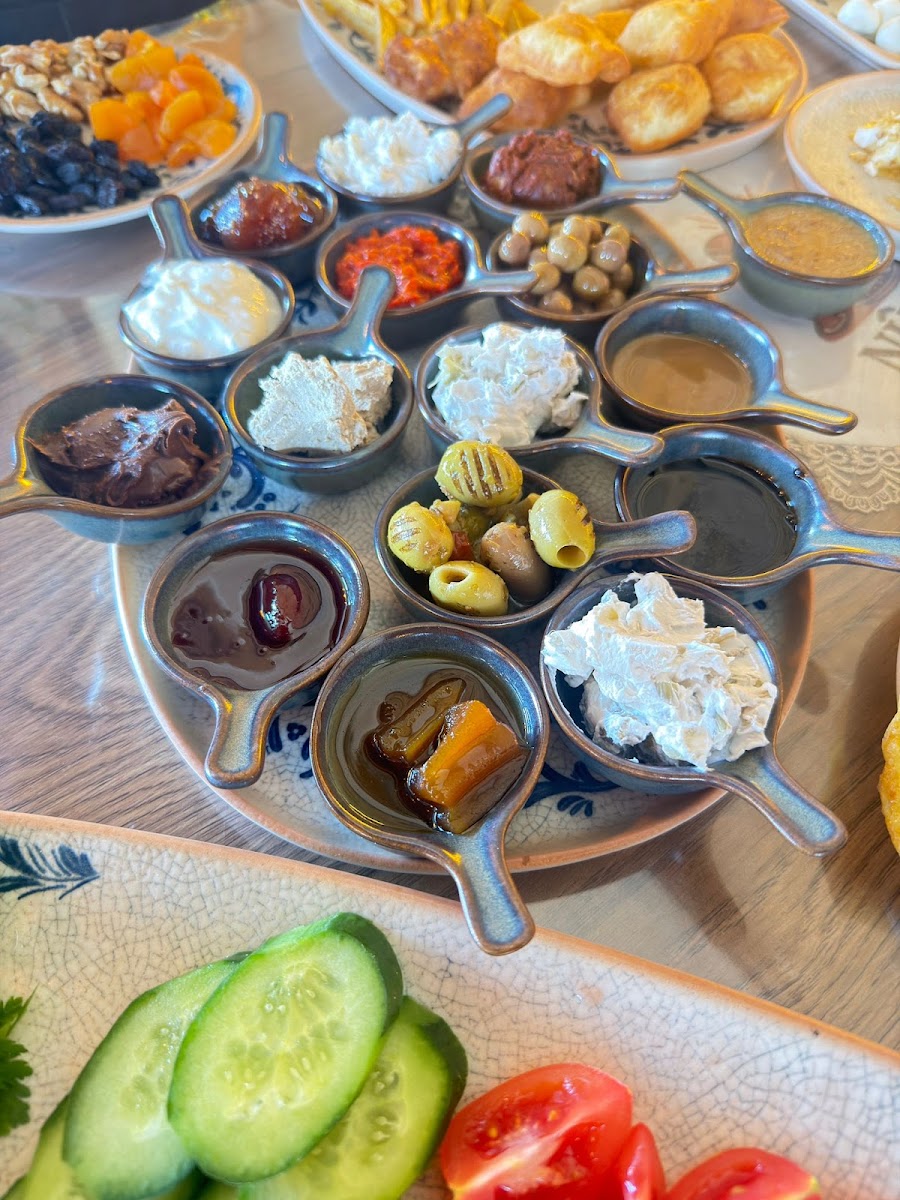 Nübar kahvaltı evi — fotoğraf