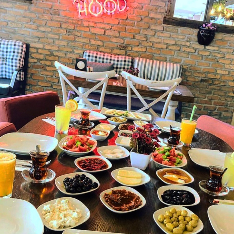 Nuvia Bostanlı Breakfast - Kitchen & Bar — fotoğraf 10