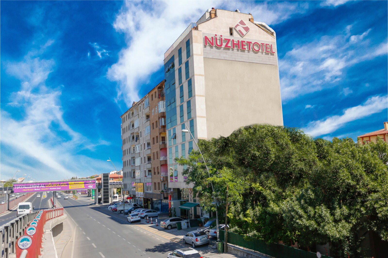 Nüzhet Otel — fotoğraf