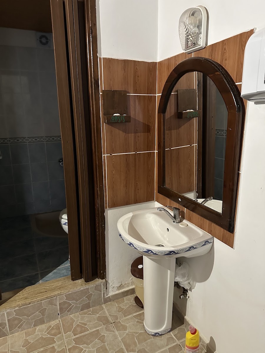 Oasis Hotel — photo 3