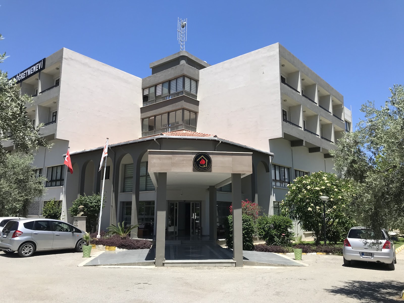 Öğretmen Evi — photo