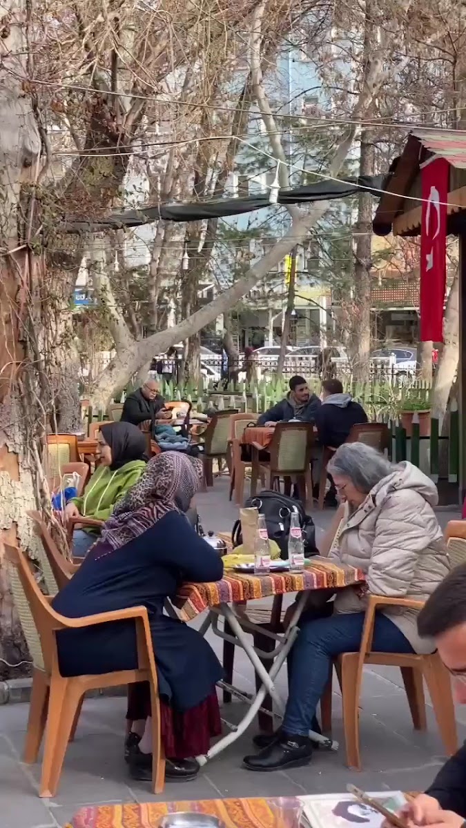 Öğretmenler Parkı Çay Bahçesi — fotoğraf 4