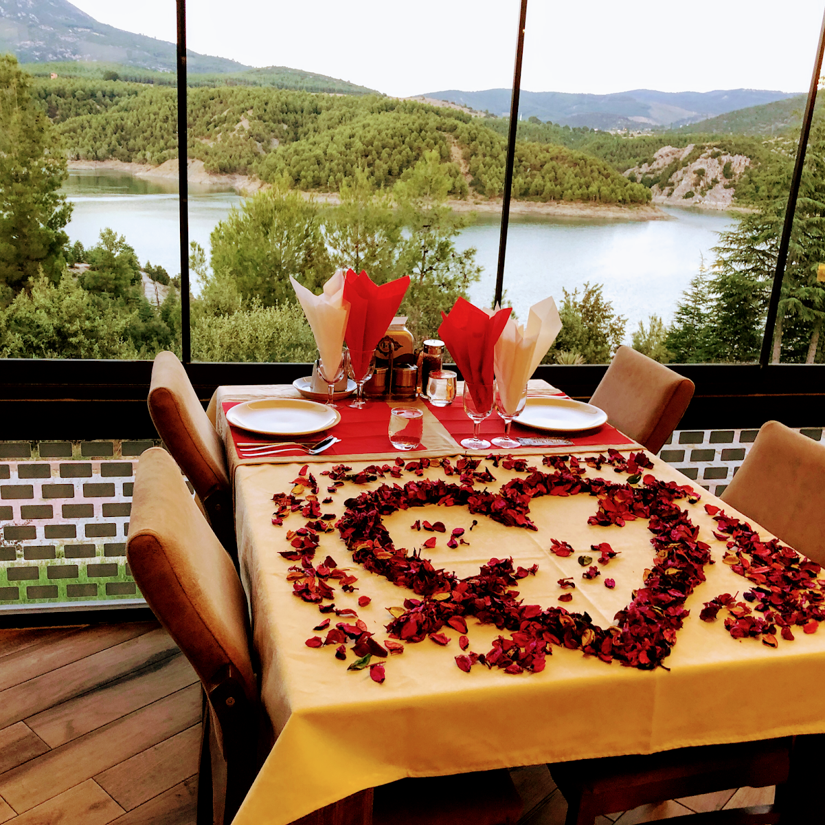 Oğuzhan Şehir Ormanı Restaurant — fotoğraf 5