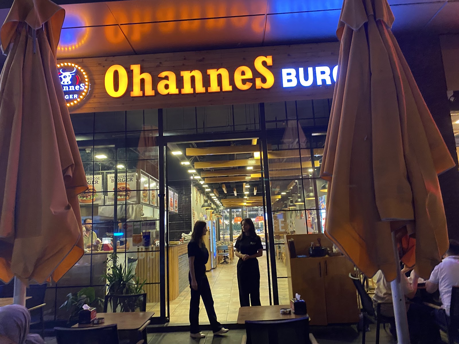 Ohannes Burger Konya — photo