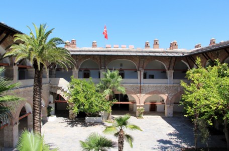 Öküz Mehmed Pasha Caravanserai — photo 2