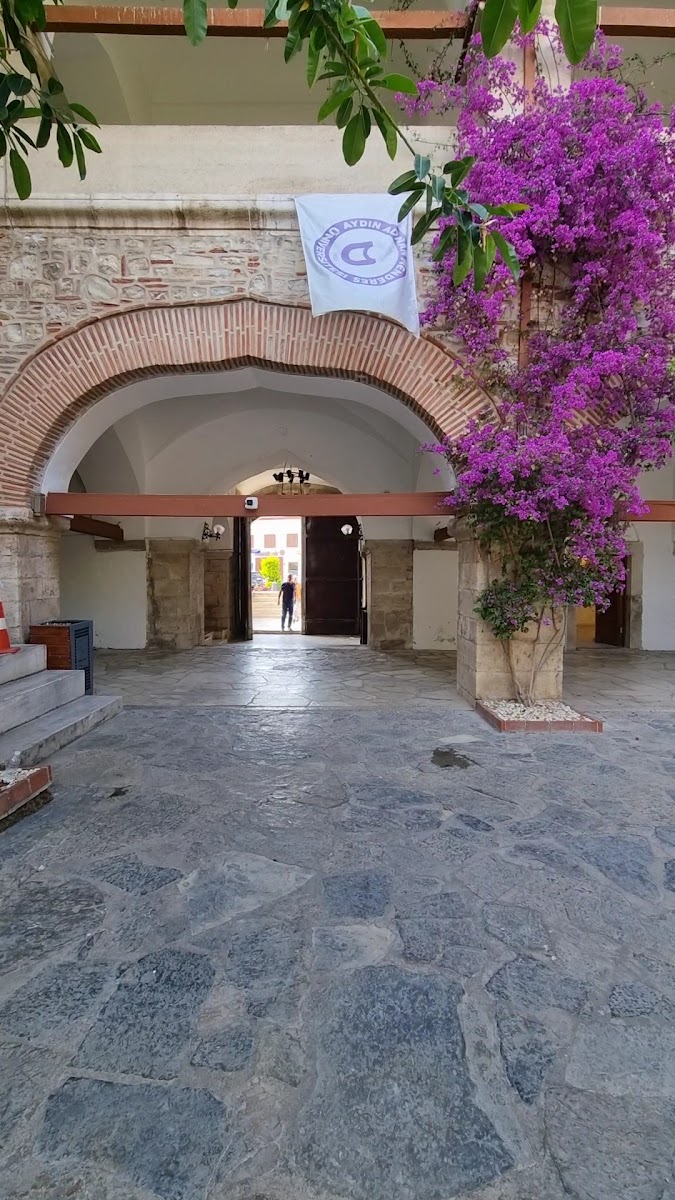 Öküz Mehmed Pasha Caravanserai — photo 3