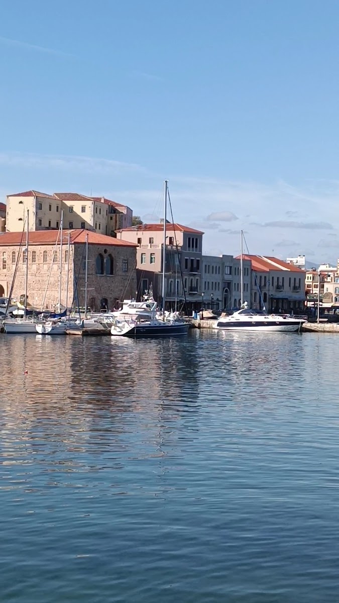 Old Venetian Port of Chania — photo 3