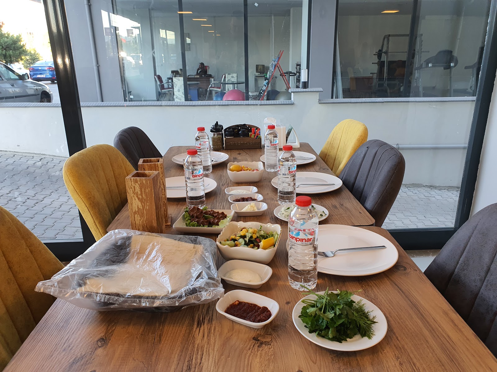 Olivya Restoran - Erzincan yaprak döner/İskender/Çorba/Köfte — fotoğraf 4