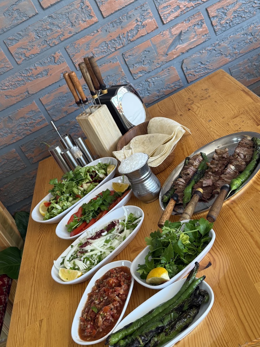 Oltu Cağ Kebap Cumhur Ustanın Yeri — photo 5