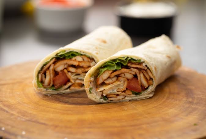 Ömür Pide Lahmacum — photo 3