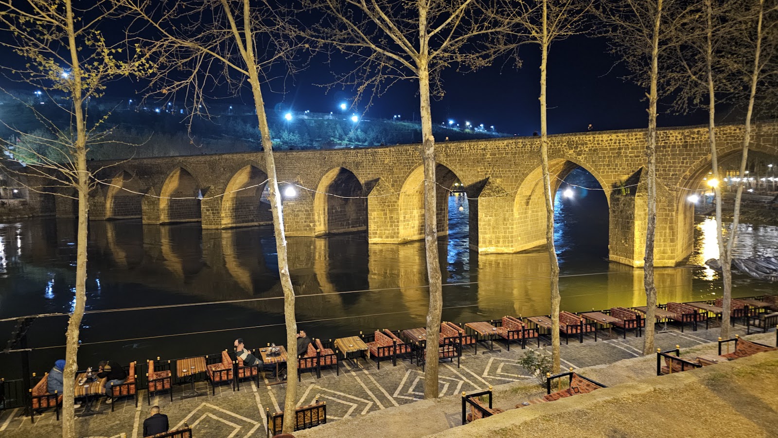 On Gözlü Köprü — fotoğraf 2
