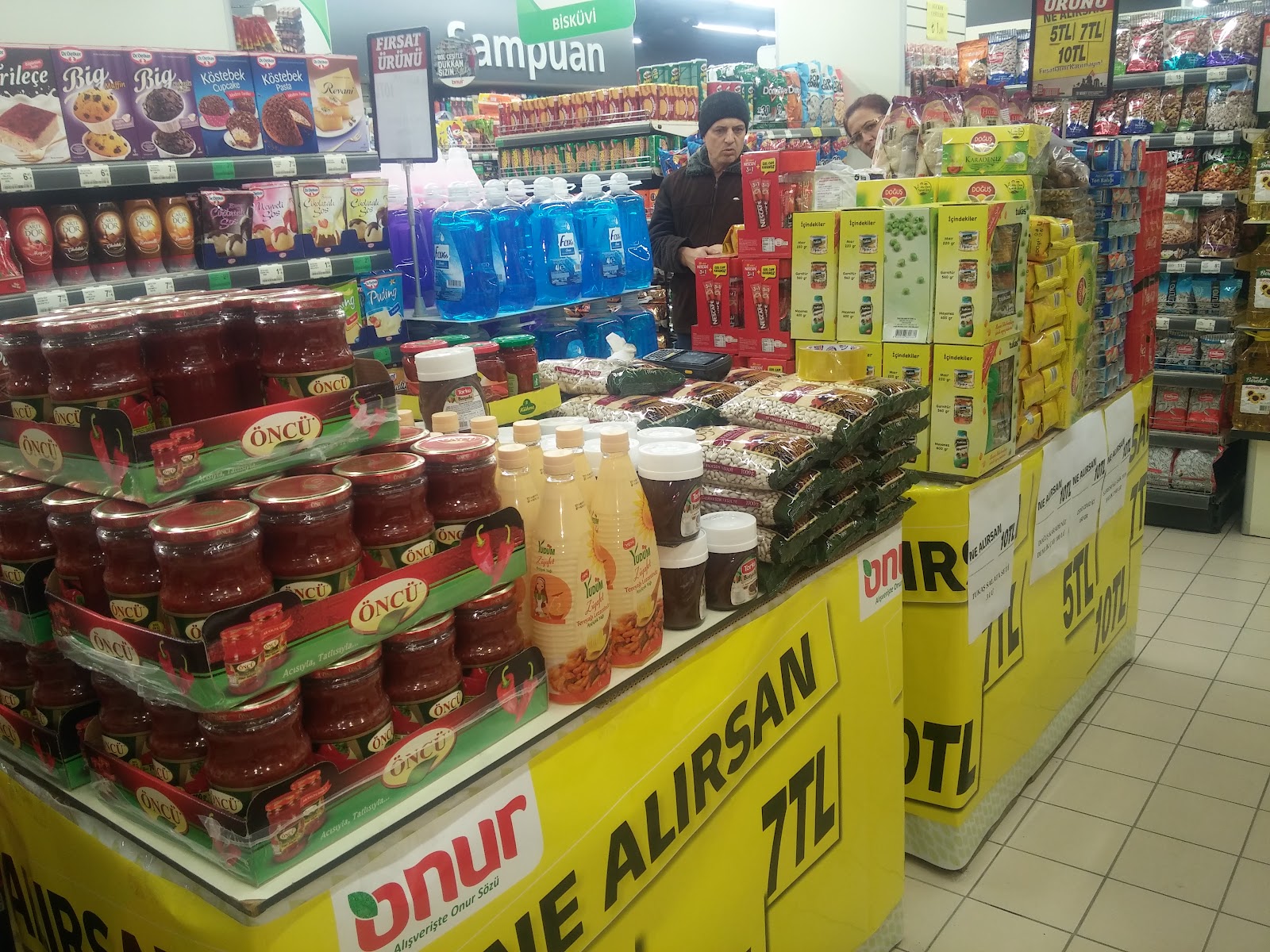 Onur Market — fotoğraf