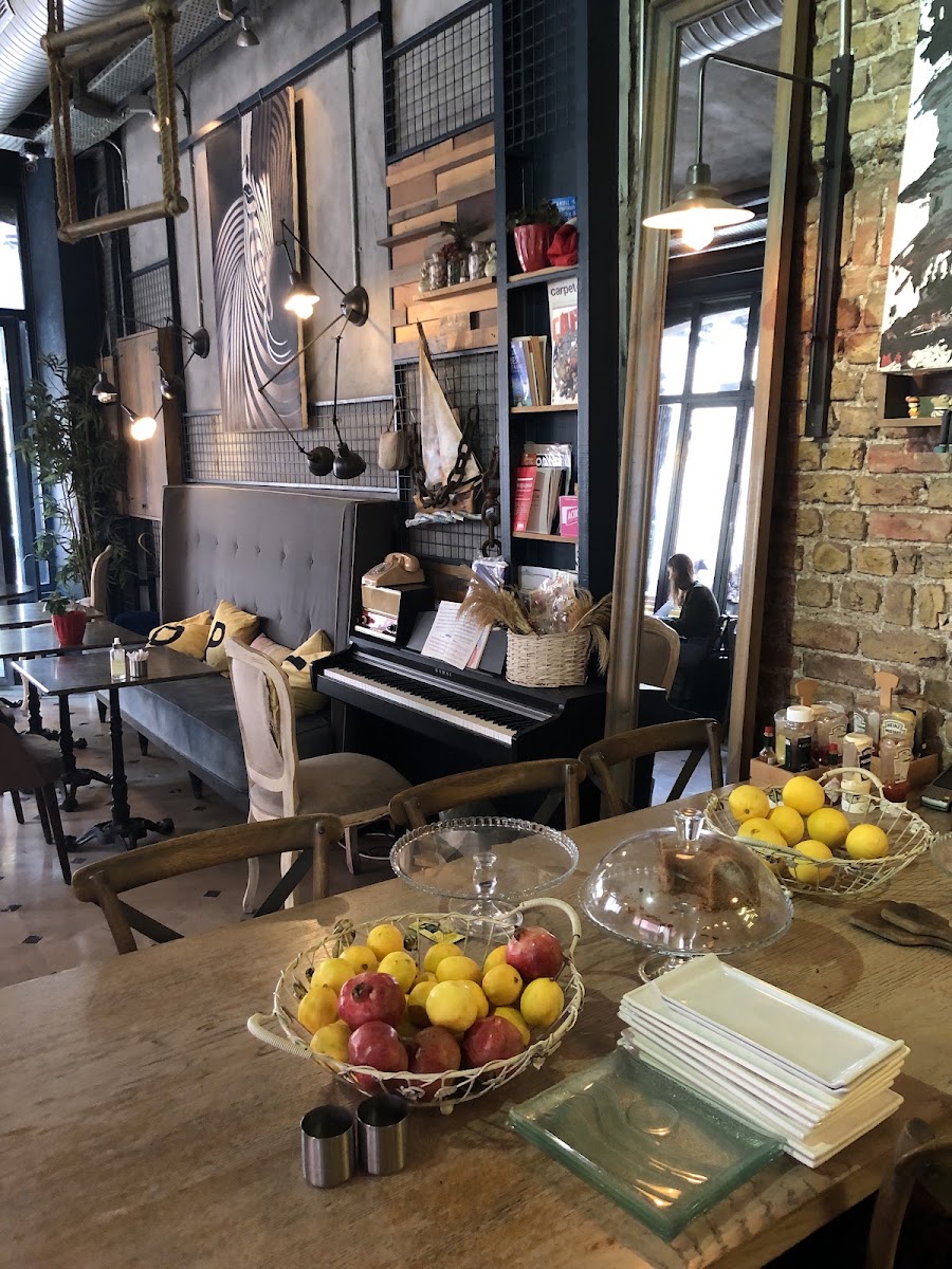 OPS CAFE KARAKOY — photo 5
