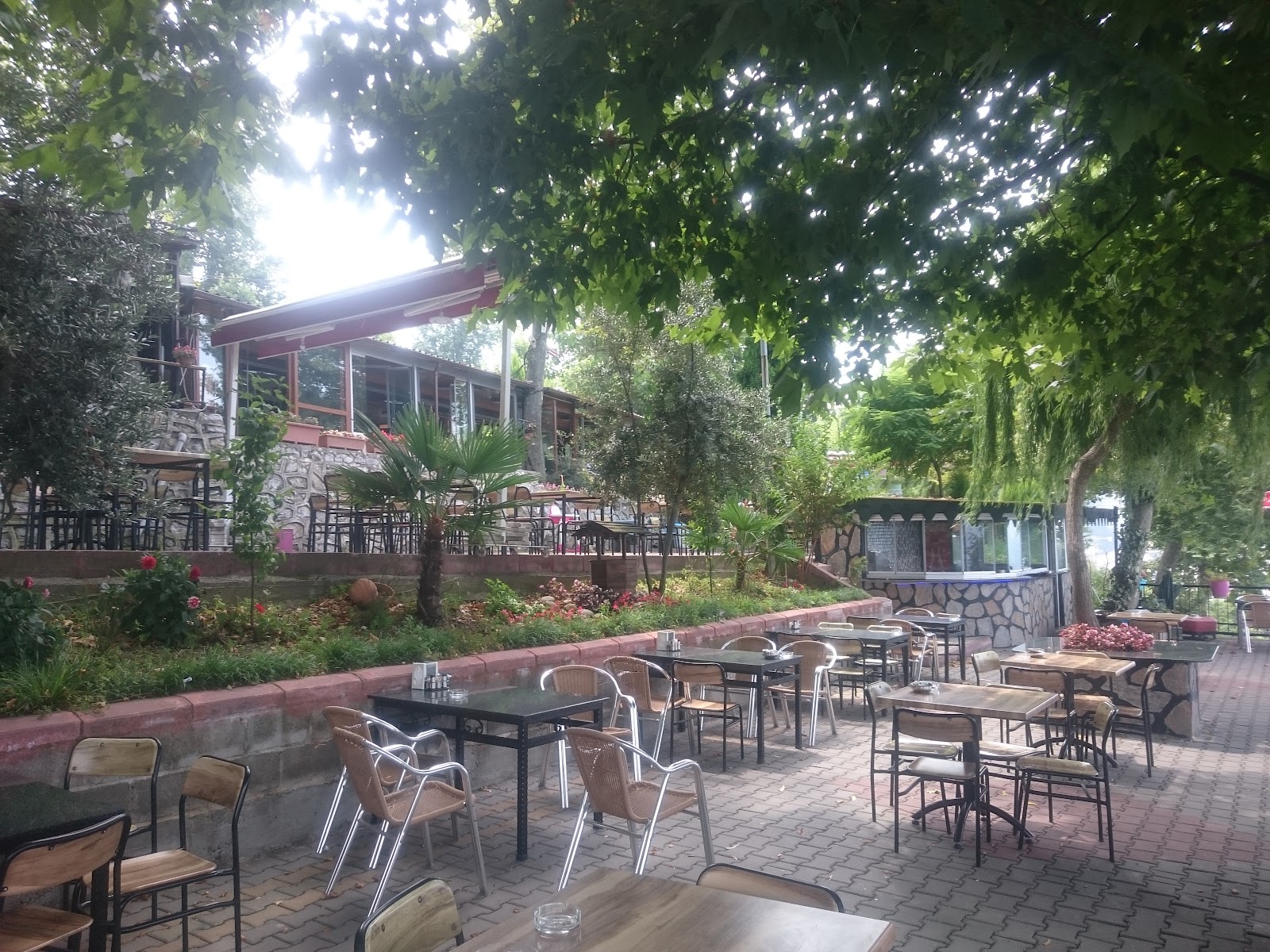 Ora cafe & mini market — fotoğraf