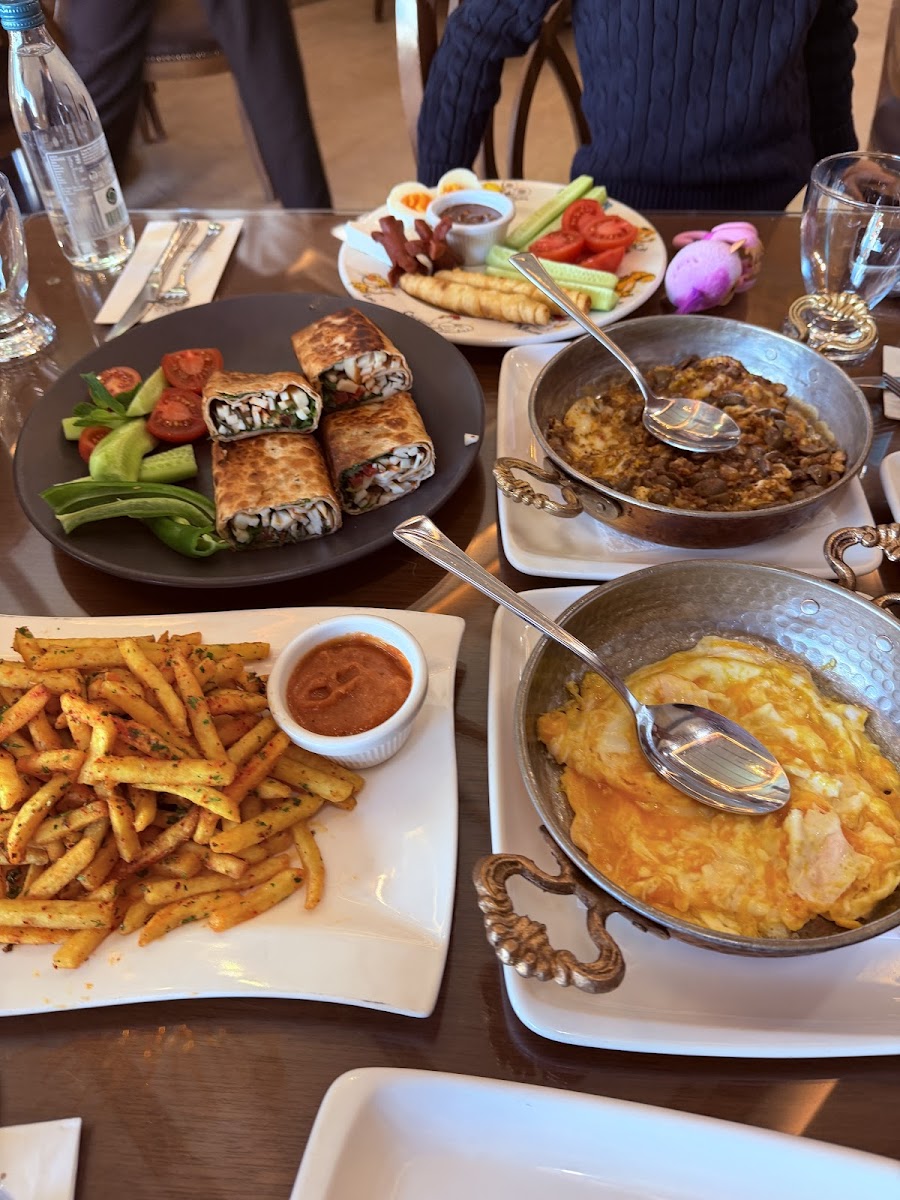 Orkide - Gazimuhtar Şubesi — fotoğraf 2