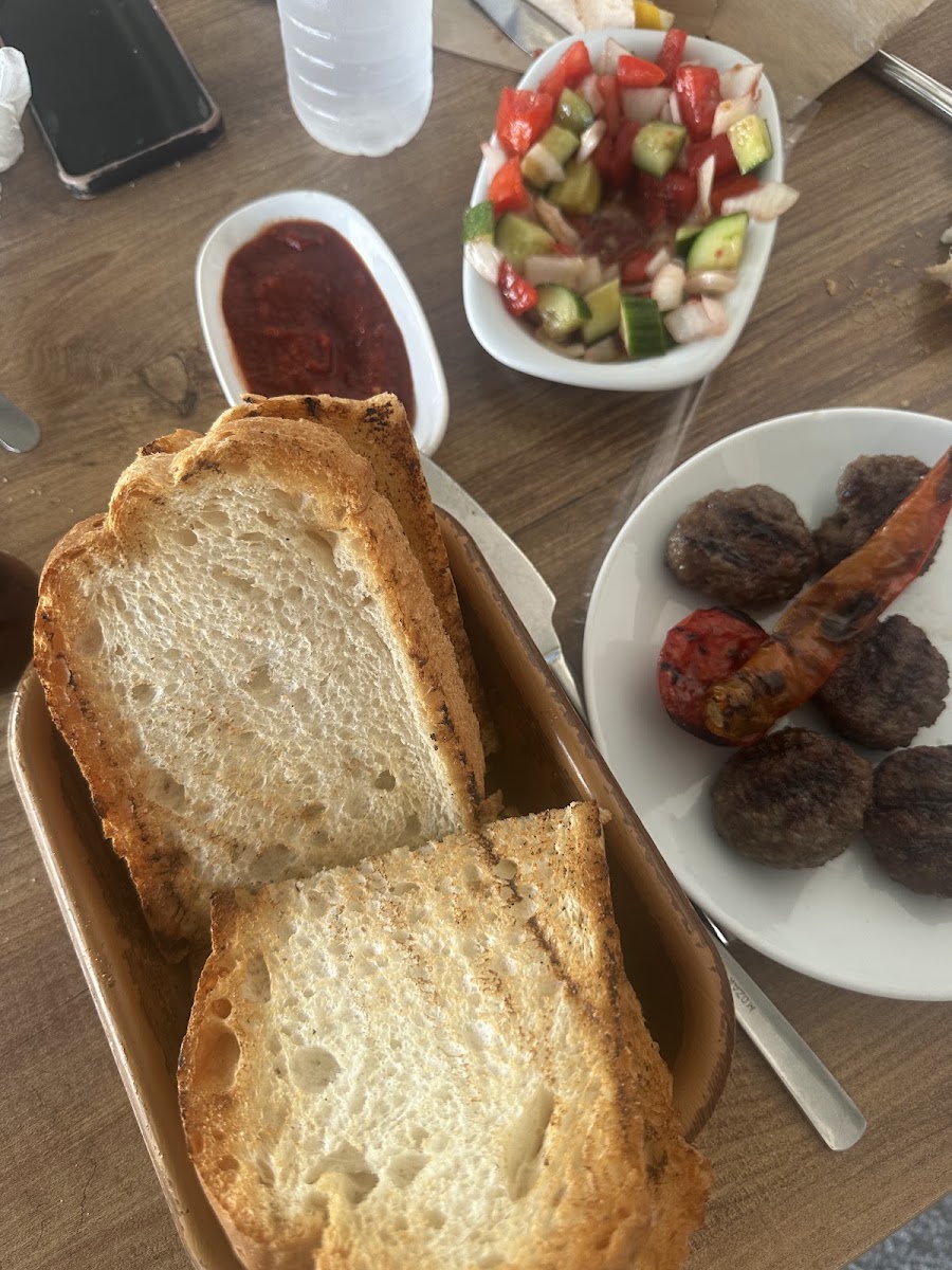 Osmanlı Ailem Çorba Köfte Salonu — photo 3