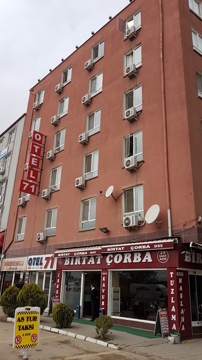 Otel 71 — fotoğraf
