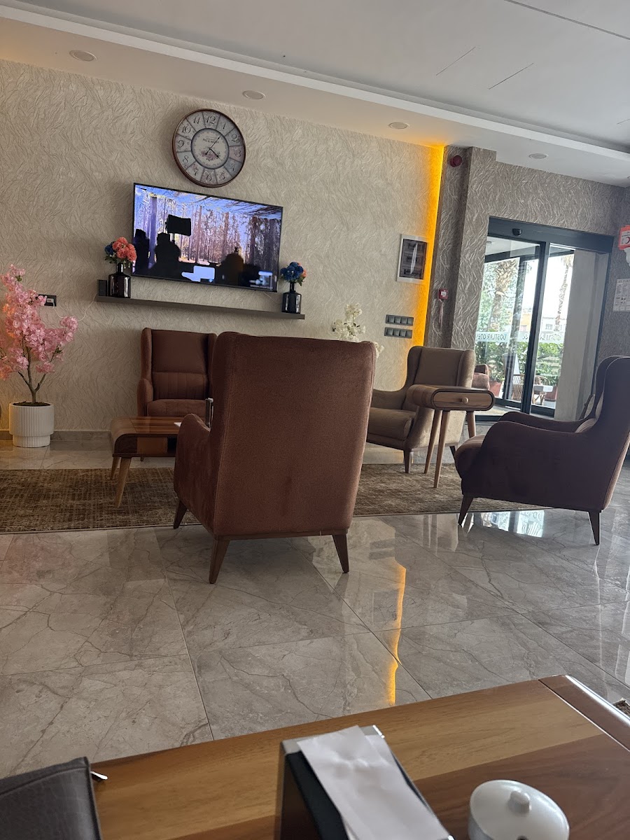 Otel dostlar — fotoğraf 2
