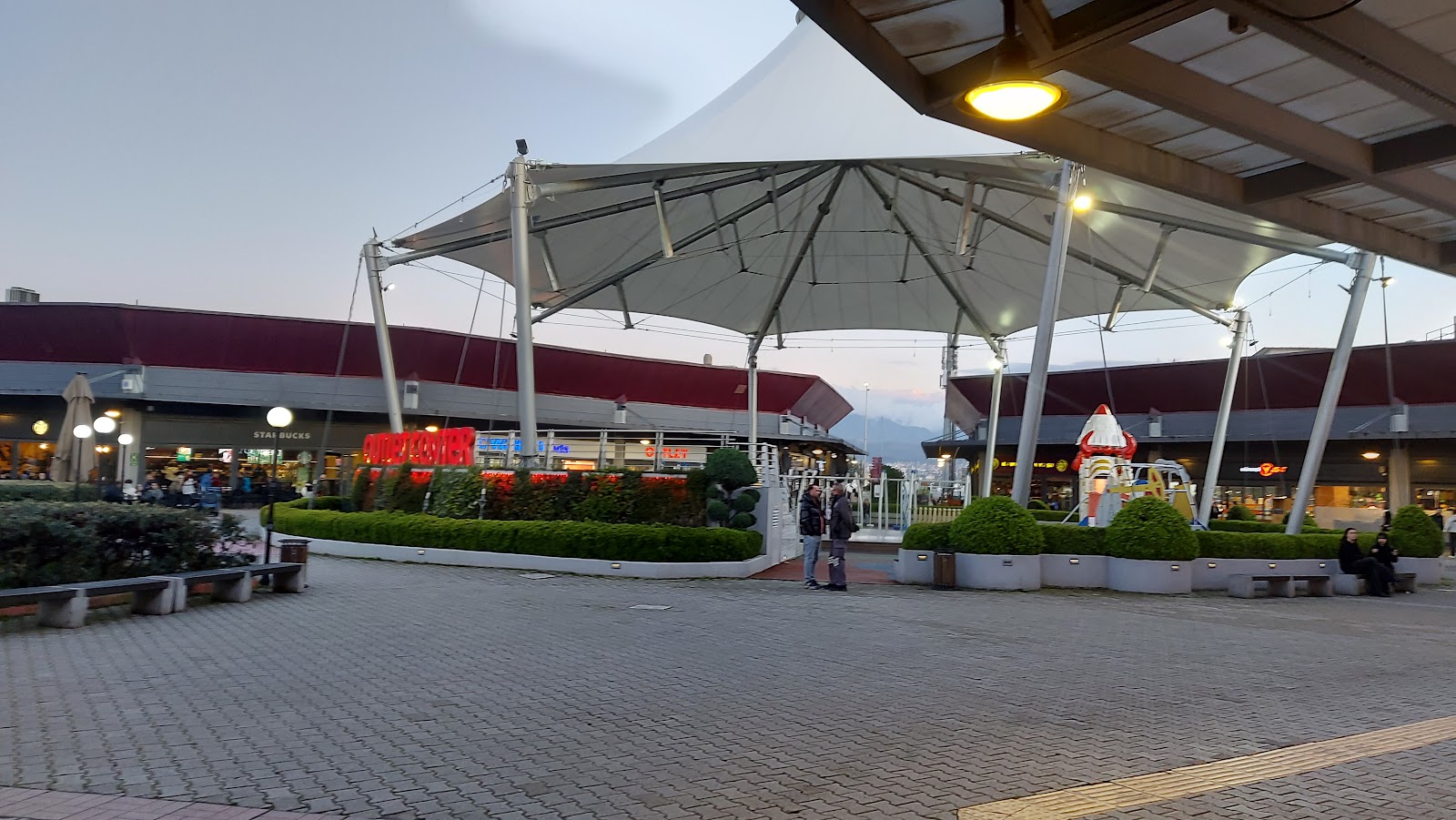 Outlet Center İzmit — fotoğraf