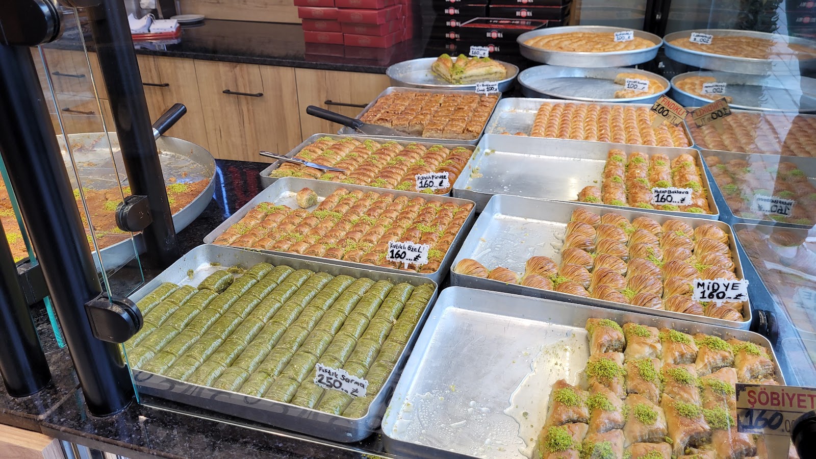 Öz Diyarbakır Burma Kadayıf baklava künefe — photo 5