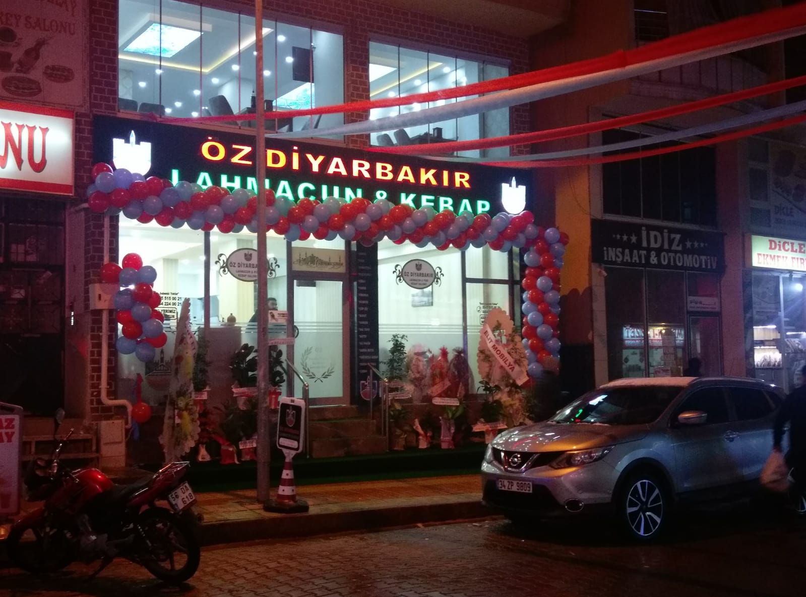 Öz Diyarbakır Lahmacun — fotoğraf