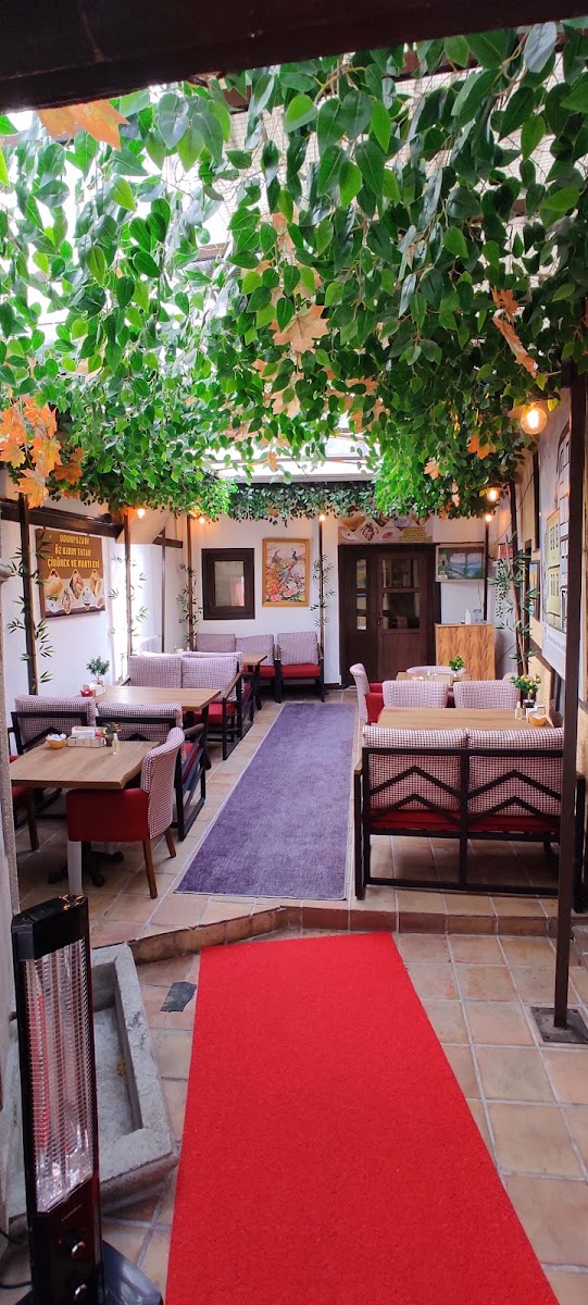 Öz Kırım Tatar Çibörek ve Mantı Evi — photo 10