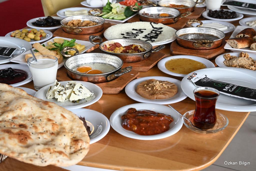 Öz Sütçü Kahvaltı — fotoğraf 5