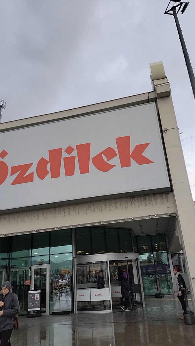 Özdilek Afyonkarahisar AVM — fotoğraf 3