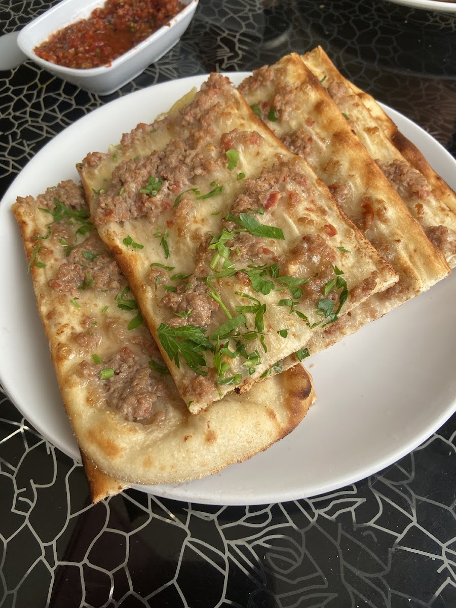 ÖzGüneşler Etli Pide Salonu — photo 3