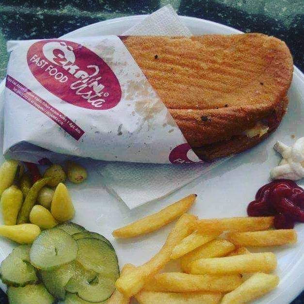 Özkan Usta Fastfood Cadde 75 Şubesi — fotoğraf 10