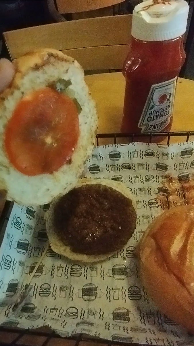 PACKET BURGER DİLOVASI ŞUBESİ — fotoğraf 3