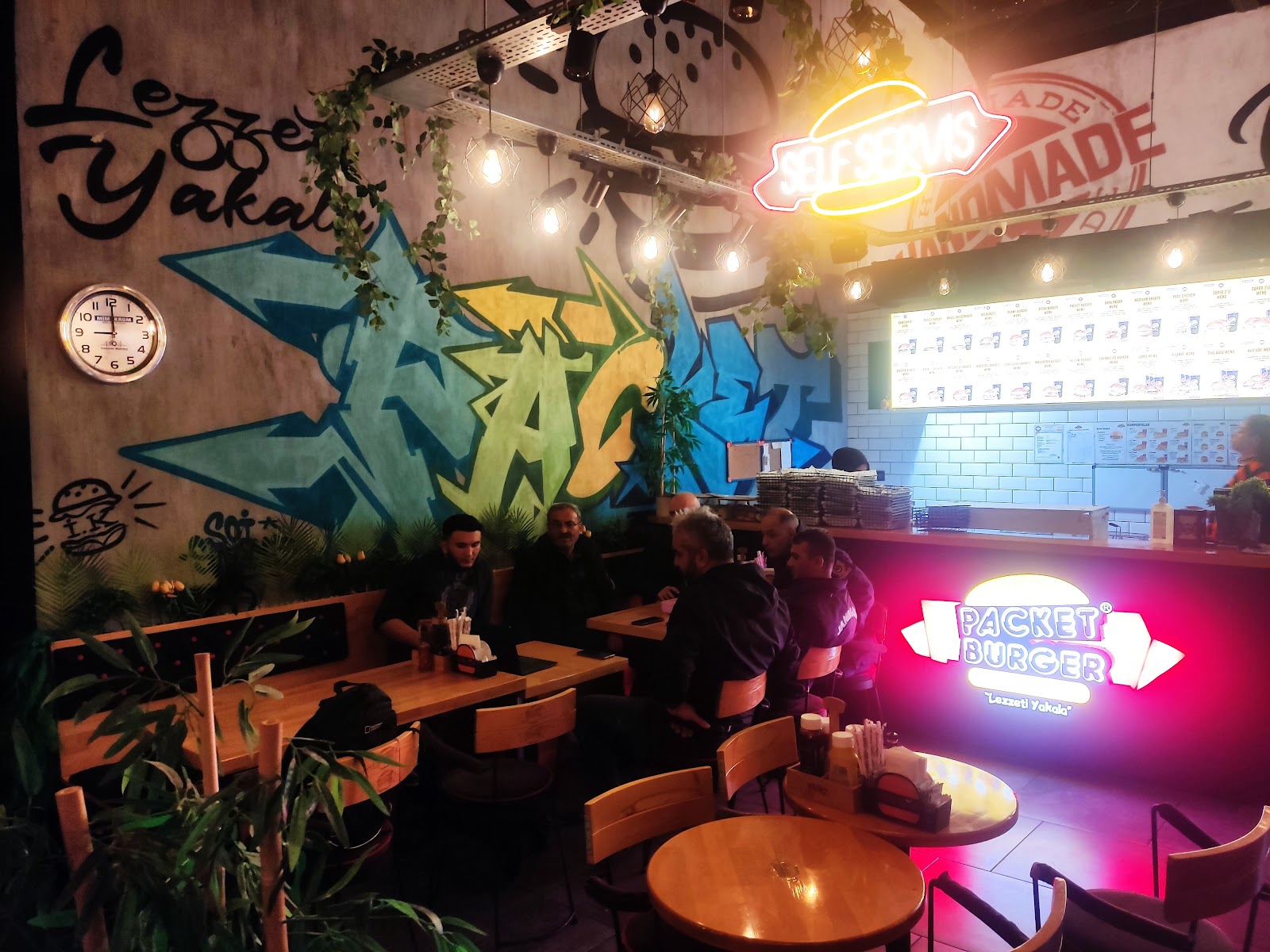 PACKET BURGER DİLOVASI ŞUBESİ — photo 9