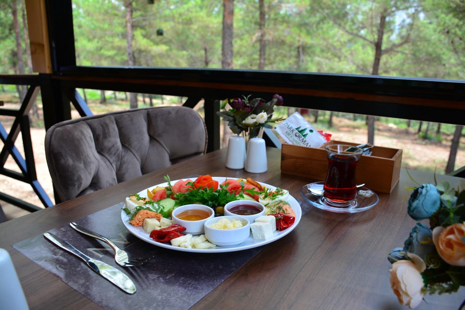PARK ORMAN KIR KAHVESİ — fotoğraf 2