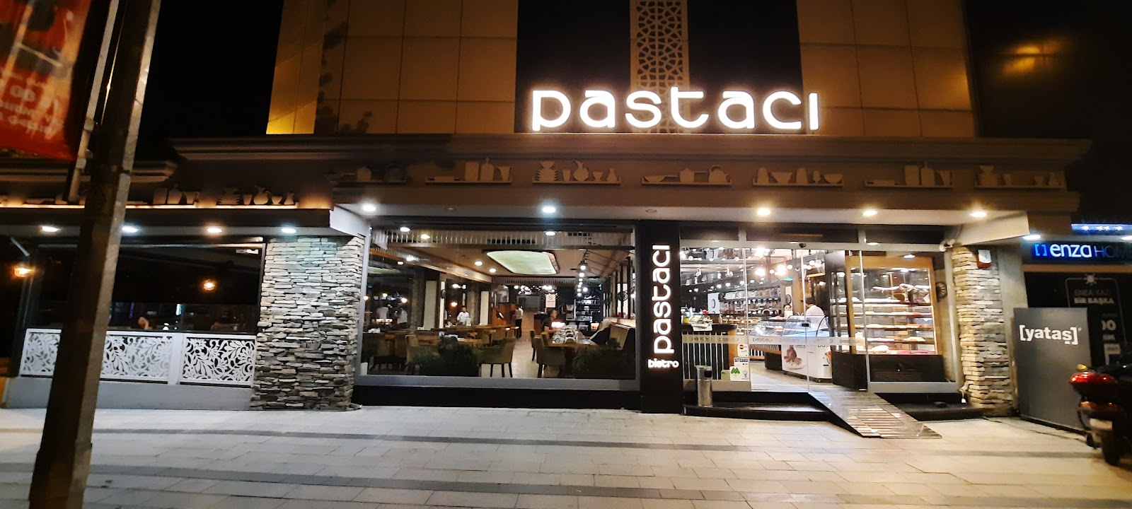 Pastacı Bistro — fotoğraf