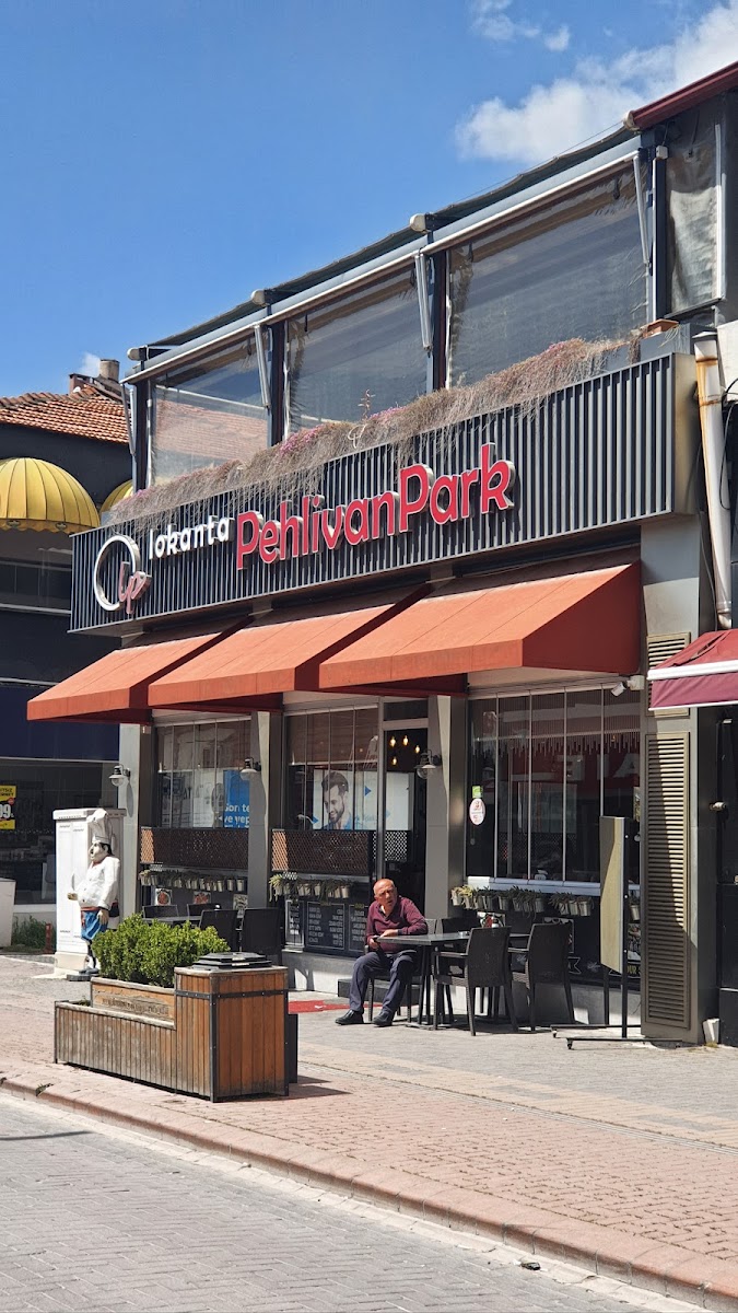 Pehlivanpark Kebap Salonu — fotoğraf