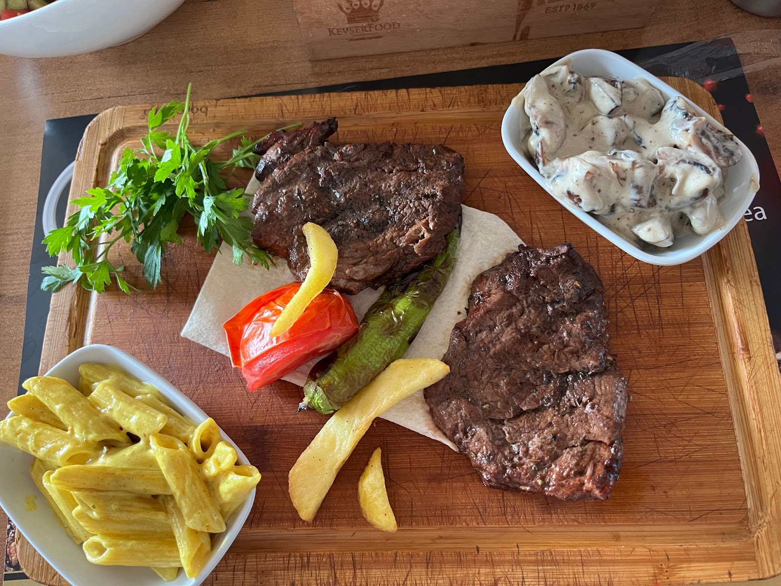 Pella Cafe — fotoğraf 2